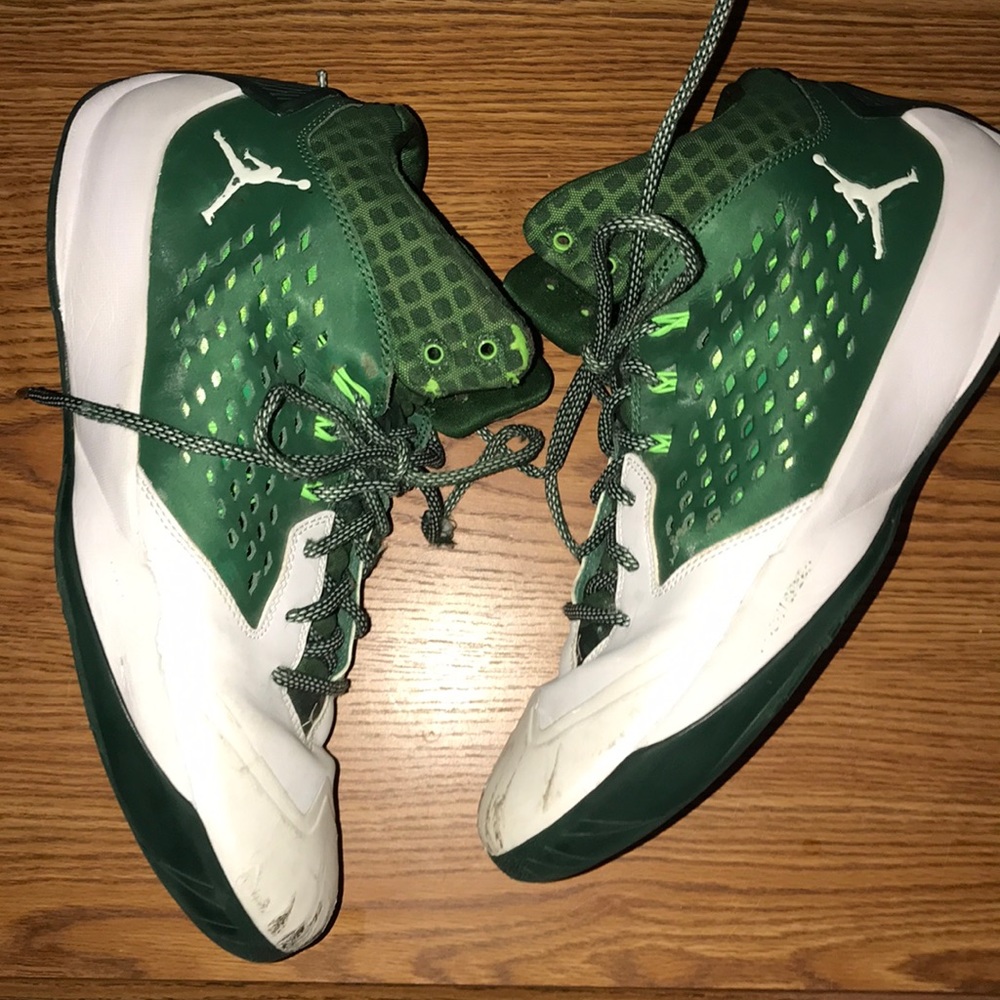 Jordan Fly Wires
